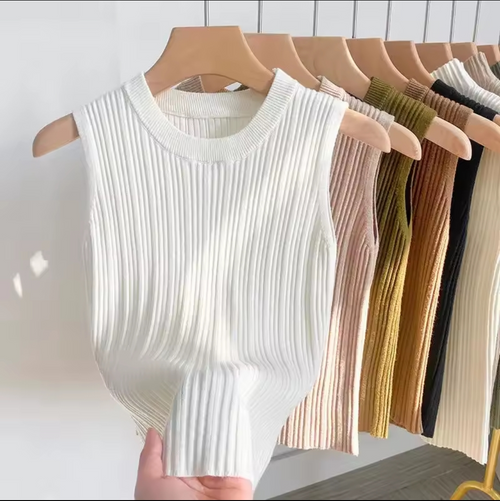 Susanna™ - Top minimalismo accogliente
